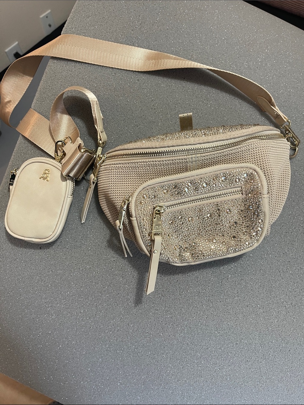 Steve Madden Beige Sparkle Quilted Crossbody Belt Bag